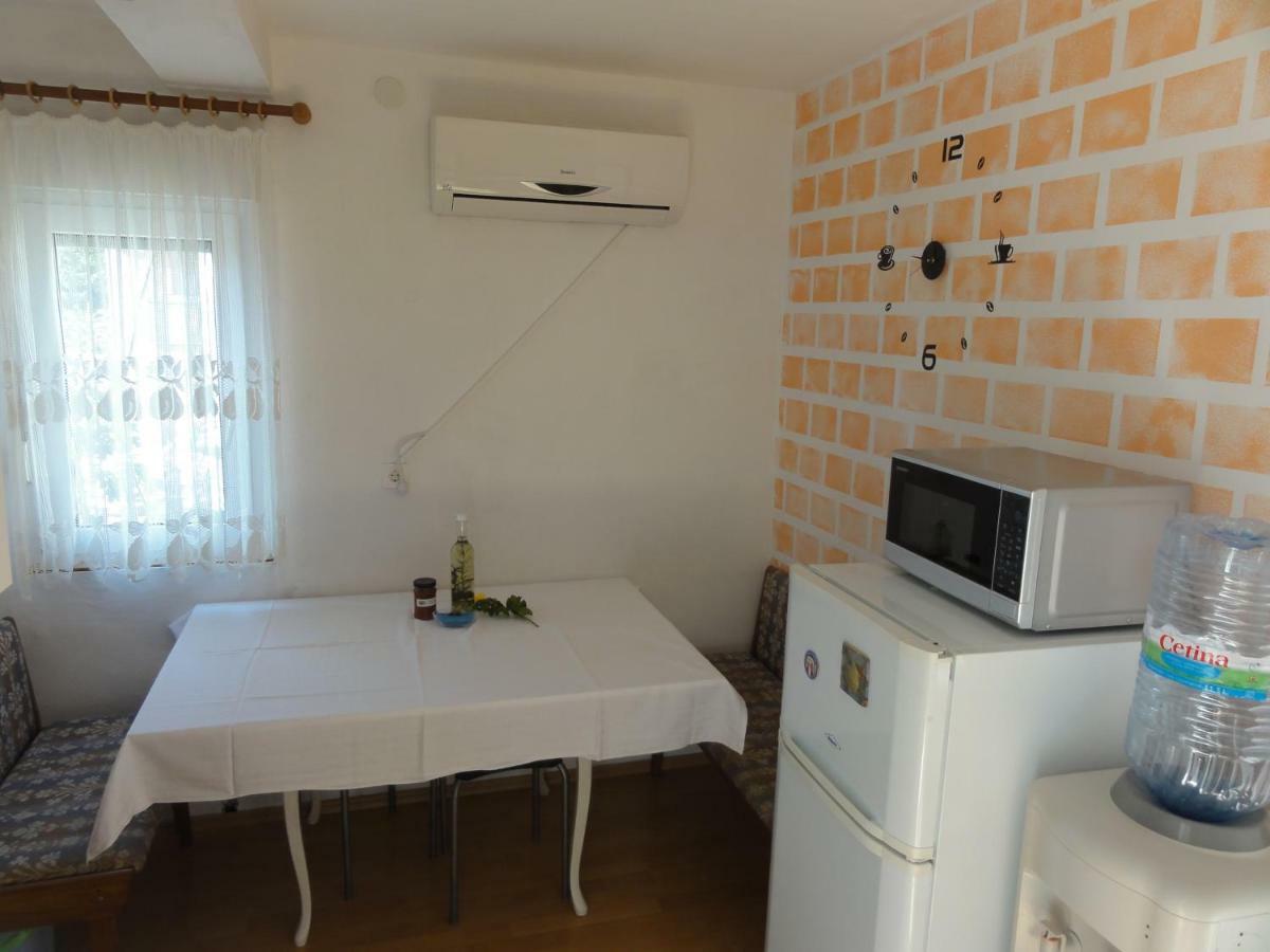 Apartman Pilcik Lägenhet Vir Exteriör bild
